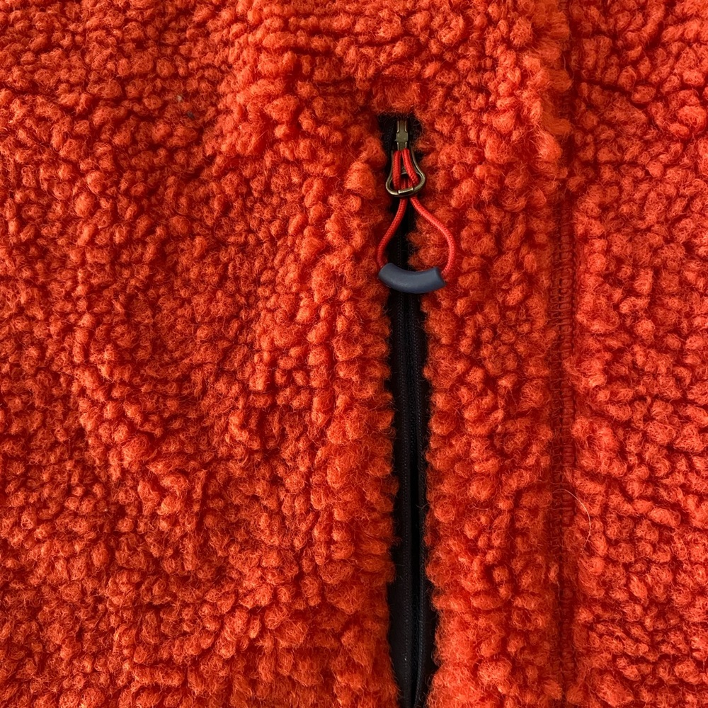 Orvis Women’s Medium Orange Sherpa Vest
